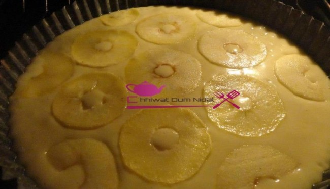 cake pomme, recette, cuisine oum nidal, cuisine marocaine, gateau, chhiwate, tarte, sucrée, sucree, كاطو, حلوى, حلويات, كيك التفاح, أم نضال, شهيوات مغربية, أطباق حلوة