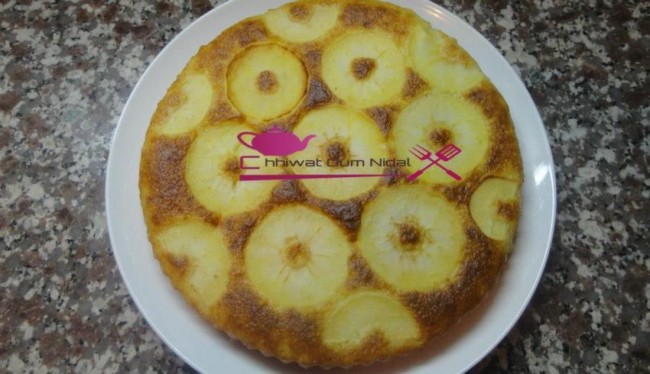 cake pomme, recette, cuisine oum nidal, cuisine marocaine, gateau, chhiwate, tarte, sucrée, sucree, كاطو, حلوى, حلويات, كيك التفاح, أم نضال, شهيوات مغربية, أطباق حلوة