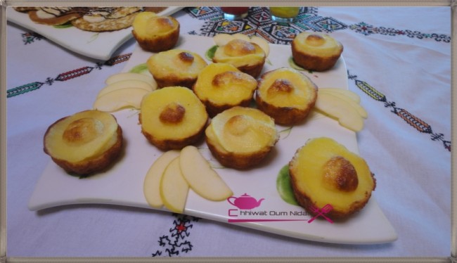 cake pomme, mini cake pomme, chhiwate, cup cake, cuisine marocaine, cuisine oum nidal, gateau, recette, om nidal, sucree, tarte, plats sucré, أطباق حلوة, أم نضال, حلوى, حلويات, شهيوات مغربية, كاطو, ميني كيك التفاح, كاب كيك, كيك التفاح	