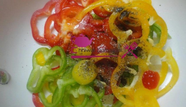 pizza etoile, pizza couronne, chhiwate, cuisine, cuisine marocaine, cuisine oum nidal, cuisineoumnidal, jombon, pizza sauce tomate, pizza au thon, pizza au fruits de mer, pate pizza, om nidal, pizza, recette, أم نضال, اطباق مالحة, ام نضال, بيتزا, شهيوات, شهيوات مغربية, صلصة الطماطم, عجينة, لحم مدخن, بيتزا فواكه البحر, بيتزا بالطون, بيتزا بصلصة الطماطم, بيتزا مالحة, بيتزا على شكل تاج, بيتزا على شكل تاج, عجين البيتزا, عجينة البيتزا, مطبخ أم نضال, مملحات, وصفة