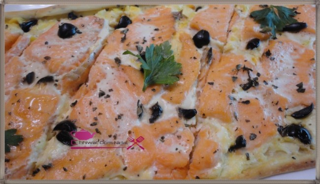 pizza etoile, pizza couronne, chhiwate, cuisine, sauce blanche, cuisine marocaine, cuisine oum nidal, cuisineoumnidal, jombon, pizza sauce tomate, pizza au thon, pizza au fruits de mer au sauce blanche, pate pizza, om nidal, pizza, pizza poulet, pizza viande hachée, pizza saumon, pizza sauce blanche, recette, أم نضال, اطباق مالحة, ام نضال, بيتزا, شهيوات, شهيوات مغربية, صلصة الطماطم, عجينة, لحم مدخن, بيتزا فواكه البحر بالصلصة البيضاء, بيتزا بالطون, بيتزا بصلصة الطماطم, بيتزا مالحة, بيتزا على شكل تاج, بيتزا على شكل تاج, عجين البيتزا, صلصة بيضاء, بيتزا بشكل طولي, بيتزا بالسومون, بيتزا بالكفتة, بيتزا بالدجاج, بيتزا بشكل جديد, عجينة البيتزا, مطبخ أم نضال, مملحات, وصفة