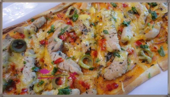 pizza etoile, pizza couronne, chhiwate, cuisine, sauce blanche, cuisine marocaine, cuisine oum nidal, cuisineoumnidal, jombon, pizza sauce tomate, pizza au thon, pizza au fruits de mer au sauce blanche, pate pizza, om nidal, pizza, pizza poulet, pizza viande hachée, pizza saumon, pizza sauce blanche, recette, أم نضال, اطباق مالحة, ام نضال, بيتزا, شهيوات, شهيوات مغربية, صلصة الطماطم, عجينة, لحم مدخن, بيتزا فواكه البحر بالصلصة البيضاء, بيتزا بالطون, بيتزا بصلصة الطماطم, بيتزا مالحة, بيتزا على شكل تاج, بيتزا على شكل تاج, عجين البيتزا, صلصة بيضاء, بيتزا بشكل طولي, بيتزا بالسومون, بيتزا بالكفتة, بيتزا بالدجاج, بيتزا بشكل جديد, عجينة البيتزا, مطبخ أم نضال, مملحات, وصفة