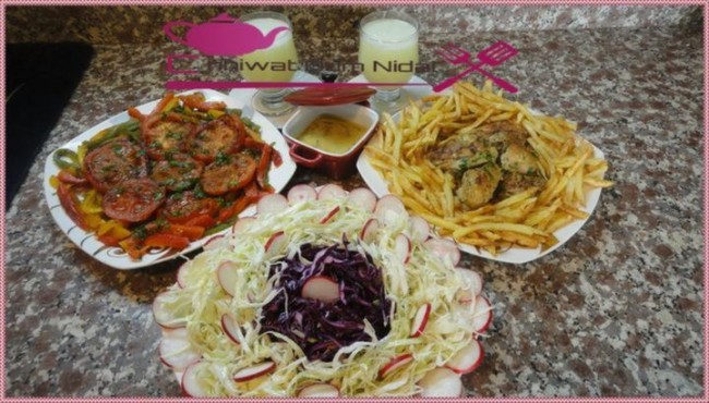 poulet sauce yaourt au four, chhiwate, plats poulets, cuisine marocaine, cuisineoumnidal, sauce yaourt, sauce champignon, om nidal, escalope de dinde, recette, أم نضال, صلصة الياغورت, دجاج بصلصة الياغورت في الفرن, شرائح الدجاج, الديك الرومي, الداند, شهيوات مغربية, مطبخ أم نضال, أطباق الدجاج, وصفة  