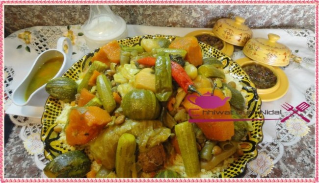 chhiwate, cuisine, cuisine marocaine, couscous marocain, cuisine oum nidal, cuisineoumnidal, oum nidal, recette, couscous viandes et légumes, couscous oignons et raisins séchés, أطباق مالحة, أم نضال, ام نضال, حلويات, شهيوات, شهيوات العيد, شهيوات مغربية, كسكس باللحم و الخضر, كسكس مغربي, كسكس بالبصل و الزبيب, كسكس بالتفاية, كسكسو, مطبخ أم نضال, وصفات, أطباق اللحم