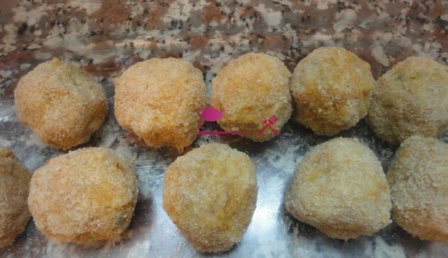 boules riz au four, croquette riz, nugget riz, cuisine oum nidal, cuisine marocaine, om nidal, chhiwate, recette facile, recette enfant, شهيوات مغربية, أم نضال, كويرات الروز, الارز, كروكيت, الروز في الفرن, وصفات أطفال, وصفات سهلة