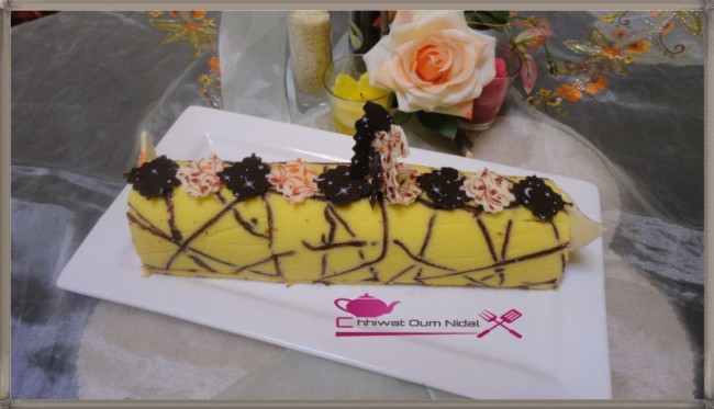 buche imprimée, imprimee, cake roulé, roulee, génoise, cigarette, pate, chocolat, cacao, crèma patissière, creme, poudre amande, biscuit jocande, boudoires, recette, cuisine marocaine, bonne année, nouvelle année, chhiwate cuisine oum nidal, كيك ملفوف, رولي, وصفة, كاطو, جينوازو جينواز, لوز, شهيوات مغربية, حلويات, أطباق حلوة, كريمة حلوانية, مطبخ أم نضال, شوكولا, كاكاو, رأس السنة