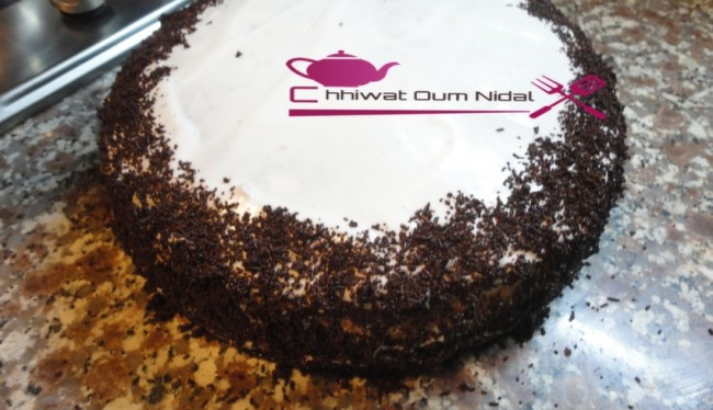 foret noir, cake, cake crème citron, chhiwate, creme chantilly, cuisine, cuisine marocaine, cuisine oum nidal, cuisineoumnidal, gateau, om nidal, recette, cake chocolat, cake café, anniversaire, chocolat, sucree, أطباق حلوة, أم نضال, ام نضال, حلوى, حلويات, شهيوات, شهيوات مغربية, كاطو, كريم الشانتيي, كيك القهوة, كيك الشوكولا, عيد الميلاد, كيك, شوكولا, الغابة السوداء, مطبخ أم نضال, وصفات, وصفة