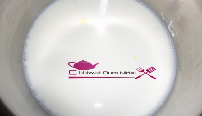 konafa, chhiwate, creme, sirop, crème citron, pgats oriental, cuisine marocaine, cuisine oum nidal, cuisineoumnidal, konafa crème citron et fromage, gateau, om nidal, cake,  tarte, recette, sucree, plats sucrée, أطباق حلوة, أم نضال, ام نضال, حلوى, حلويات, شهيوات, شهيوات مغربية, الكنافة, الكنافبة بكريم الحامض و الجبن, كيك, أطباق شرقية, أطباق سورية, كريم الليمون, القطر, كريم الحامض, كريما, كريمة, الكنافة, محليات, كريم الجبن, مطبخ أم نضال