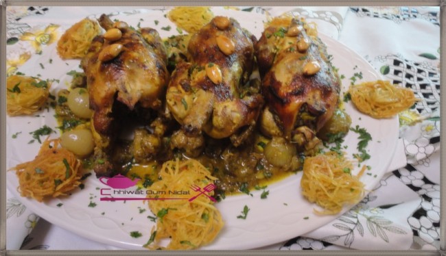 coquelet farcie au fois et persil, chhiwate, plats poulets, cuisine marocaine, cuisineoumnidal, om nidal, petit poulet, recette, أم نضال, كوكلي معمر بالكبد و المعدنوس, الدغميرة, شهيوات مغربية, أم نضال, أطباق الدجاج, وصفات سهلة