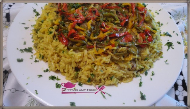 chhiwate, cuisine, cuisine marocaine, couscous marocain, cuisine orientale, cuisine oum nidal, cuisineoumnidal, oum nidal, recette, plats poulet, أطباق مالحة, أم نضال, ام نضال, شهيوات, شهيوات العيد, شهيوات مغربية, وصفات شرقية,  مقلوبة الارز, مقلوبة الروز بالدجاج و الخضر, مقلوبة الروز بالدجاج و الفلفل, مطبخ أم نضال, وصفات, أطباق الدجاج