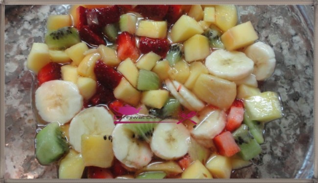 salade fruit, recette, cuisine marocaine, chhiwate, dessert, sirop, cuisine oum nidal, سلطة فواكه, سيرو, شهيوات مغربية, وصفة, محليات, أطباق حلوة, أم نضال