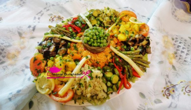 légumes mchermla, legumes, artichaut, choux, aubergine, poirreaux, courgette, petit pois, recette, salade chaude, riz, thon, cuisine marocaine, cuisine oum nidal, chhiwate, وصفة, شهيوات مغربية, أم نضال, جلبانة, قوق, ملفوف, باذنجان, سلطة ساخنة, سلطة خضر, مشكلة, خضروات