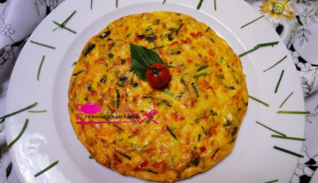 tortilla au four, tortilla légume, legume, omelette, oufs, surimi, cuisine marocaine, cuisine oum nidal, recette, facile, chhiwate, شهيوات مغربية, أم نضال, وصفة سهلة, أمليط, أومليط, طورتية في الفرن, طورتية بالخضر, سوريمي, بيض  