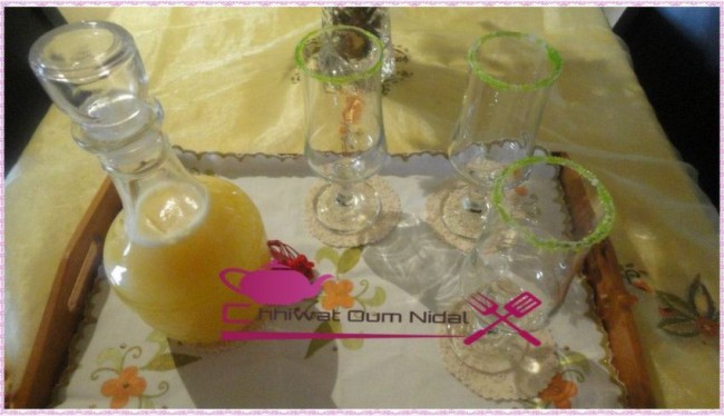 jus d'orange et citron, jus d'orange, jus de citron, cuisine oum nidal, cuisine marocaine, recette, recette facile, om nidal, chhiwate, شهيوات مغربية, أم نضال, عصير البرتقال و الحامض, عصير الليمون, عصير الحامض, وصفة سهلة, محليات, عصائر مختلفة, فواكه