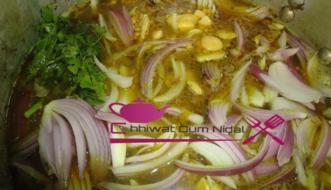 refissa, refissa au poulet, cuisine marocaine, cuisine oum nidal, recette, Trigonella, plats pulets, lentilles, chhiwate, شهيوات مغربية, أم نضال, وصفة, اطباق الدجاج, الرقيسة بالدجاج البلدي, الرفيسة بالعدس و الفول, الرفيسة العمية, الحلبة, راس الحانوت, المساخن, التريد, مسمن الرفيسة, الملوي, شهيوات السبوع, المولود الجديد, العقيقة