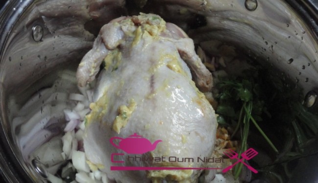 poulet marocain, pulet au fois et champignon, poulet au four, poulet mariné, poulet farci, plats poulet, chhiwate, cuisine marocaine, cuisine oum nidal, recette, شهيوات مغربية, أم نضال, دجاج بالدغميرة, دجاج الاعراس, دجلج في الفرن, دجاج معمر بالكبد و الفطر, دجاج المناسبات, أطباق الدجاج