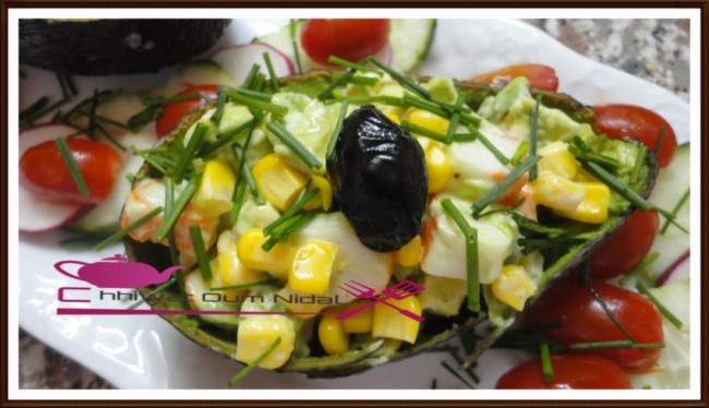 salade avocat, salade surimi et mais, chhiwate, cuisine, cuisine oum nidal, cuisineoumnidal, oum nidal, recette, salade, أم نضال, ام نضال, سلطة الافوكا, سلطة, سلطة السوريمي و الذرة, شهيوات, شهيوات مغربية, مطبخ, مطبخ أم نضال, مقبلات, وصفة