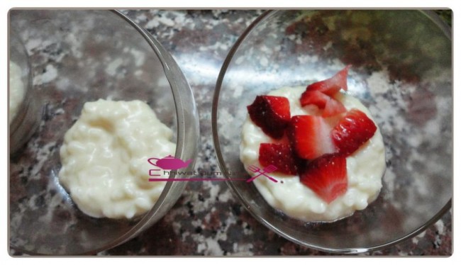 dessert riz et fraise, chhiwate, cuisine, cuisine marocaine, cuisine oum nidal, cuisineoumnidal, dessert, facile, compote fraise, flan riz, fruits rouge, gateau, oum nidal, recette, sucree, أطباق حلوة, أم نضال, ام نضال, حلوى, حلويات, ديسير, سهلة, شهيوات, شهيوات مغربية, حلويات, محلى الروز والفراولة, فلان بالمحلى الارز و الفريز, فلان الروز, فواكه, كاطو, محليات, مطبخ أم نضال, وصفات, وصفة