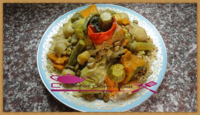 chhiwate, cuisine, cuisine marocaine, couscous marocain, couscous sans tomate, cuisine oum nidal, cuisineoumnidal, oum nidal, recette, couscous poulet et lait concentré, couscous, أطباق مالحة, أم نضال, ام نضال, حلويات, شهيوات, شهيوات العيد, شهيوات مغربية, كسكس بالدجاج و الحليب, كسكس مغربي, كسكس بدون طماطم, كسكسبالحليب المركز غير المحلى, كسكسو, مطبخ أم نضال, وصفات, أطباق الدجاج