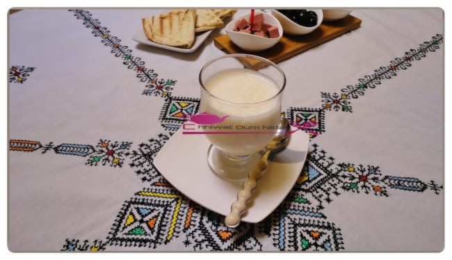 chhiwate, cuisine marocaine, cuisine oum nidal, om nidal, recette enfants, recette facile, verres yaourt, yaourt au fromage blanc, yaourt fait maison, recette ramadan, raib, أم نضال, شهيوات مغربية, رايب منزلي, دانون, ياغورت بالجبن الطري, محليات, ياغورت منزلي, وصفات أطفال, الرايب, وصفات سهلة, شهيوات رمضان, وصفات رمضان, وصفات للسحور