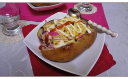 بطاطس محشوة (kumpir) لذيييذة جدا وسهلة جدا