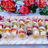 Brochettes fruits (فواكه بتقديم جميل)